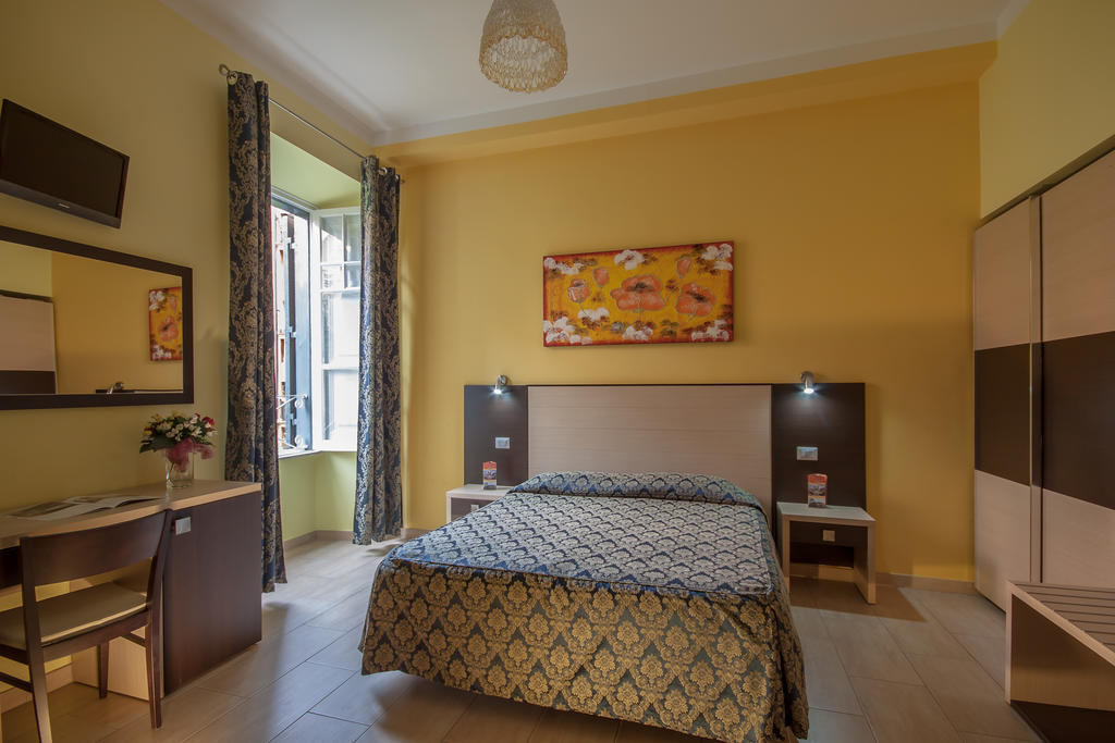 Alex Place Rome Room photo